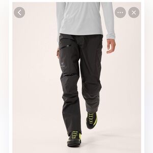 ARC'TERYX ALPHA HYBRID PANT REGULAR - WOMENS, size 4, worn once